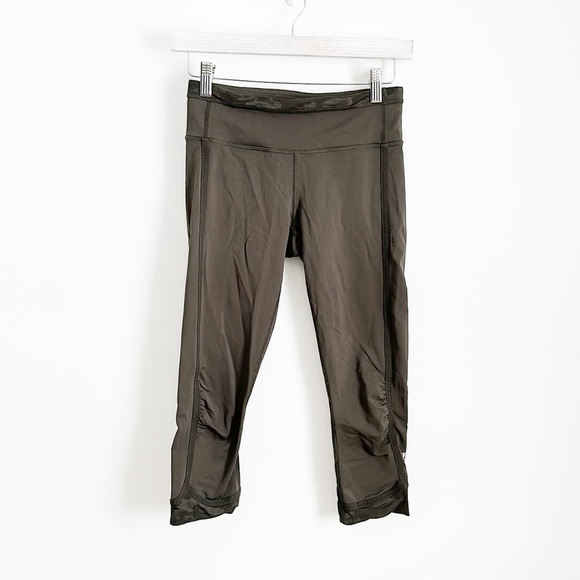 Lululemon Run for days Crop Deep Camo 4 - Picture 5 of 10